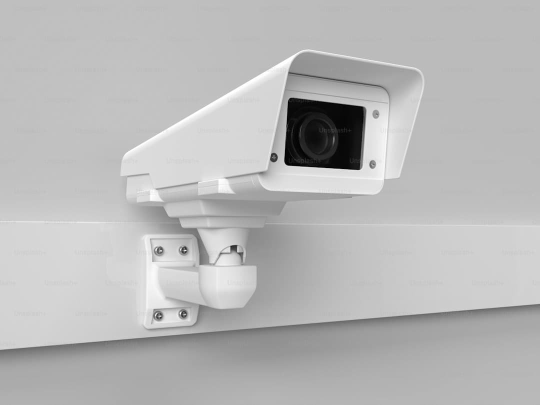 Smart Analytics & AI Surveillance